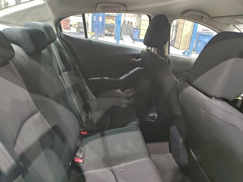 Фото 10 - MAZDA 3