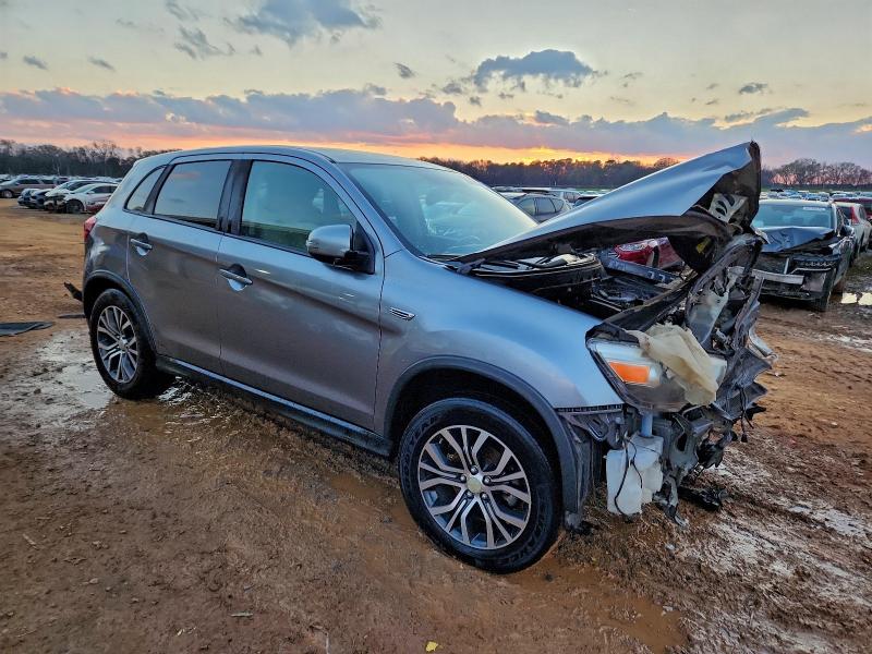 Фото 4 - MITSUBISHI OUTLANDER