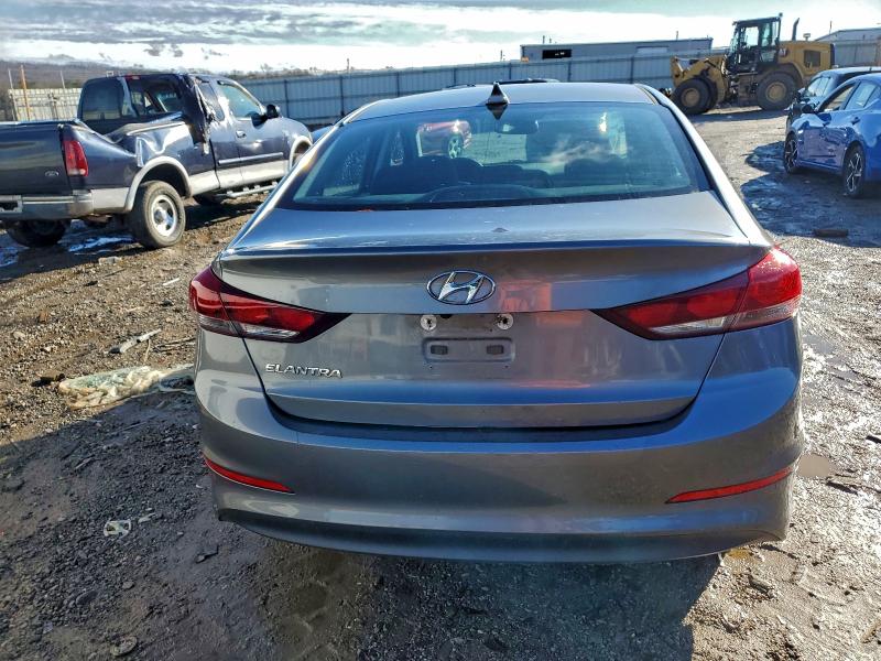 Фото 6 - HYUNDAI ELANTRA