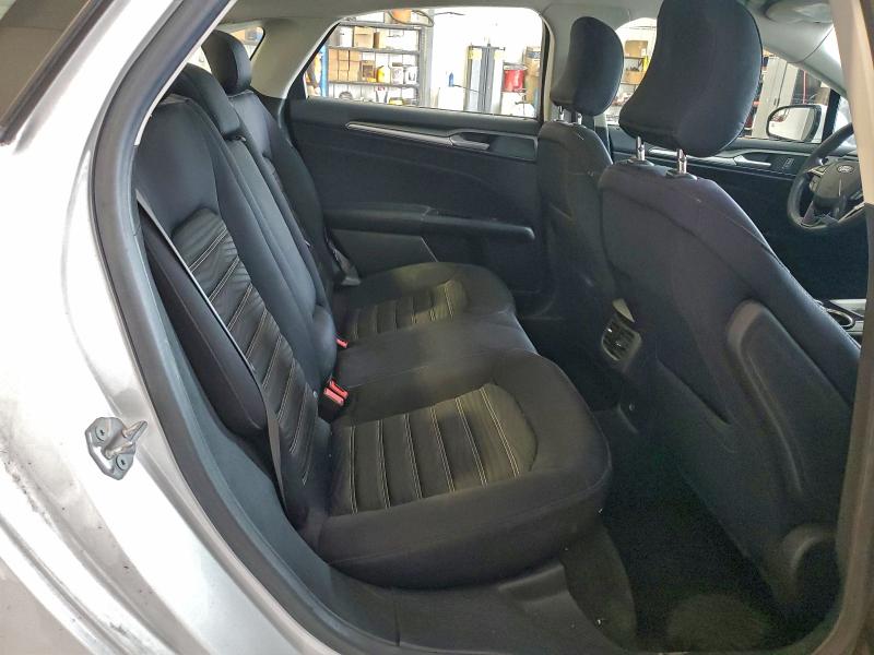 Фото 10 - FORD FUSION