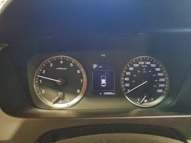 Фото 9 - HYUNDAI SONATA