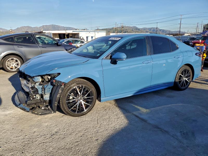 Фото 1 - TOYOTA CAMRY