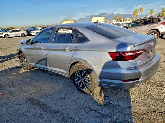 Фото 2 - VOLKSWAGEN JETTA