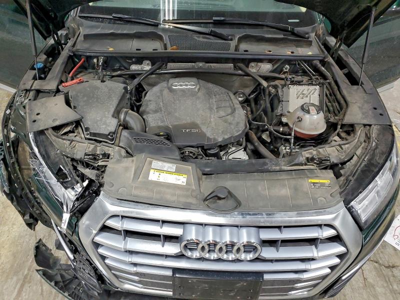 Фото 12 - AUDI Q5