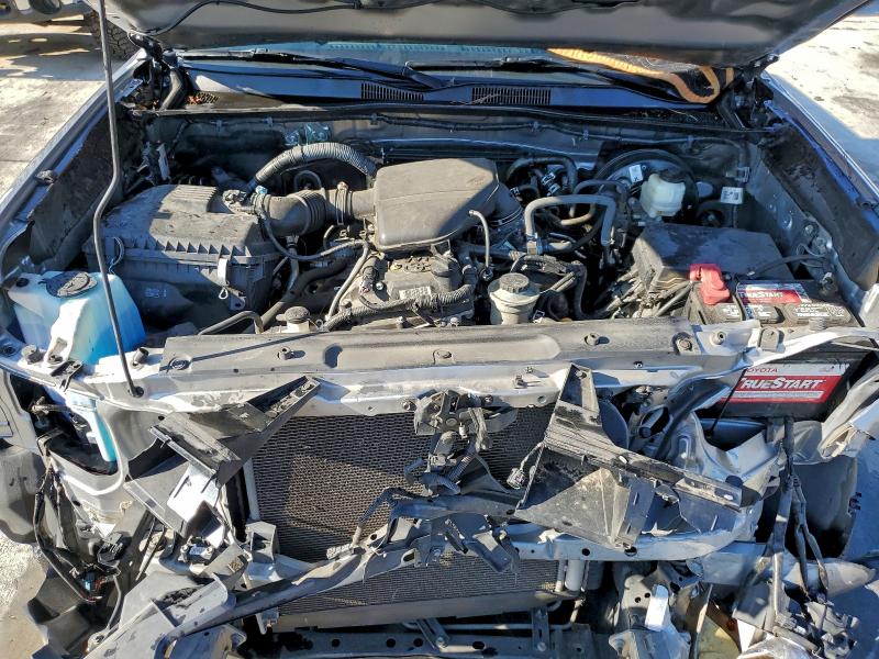 Фото 11 - TOYOTA TACOMA