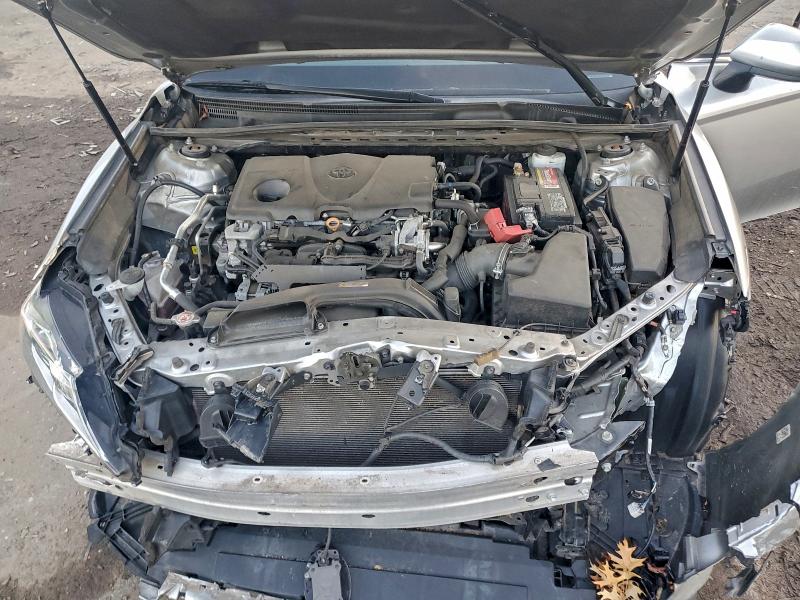 Фото 11 - TOYOTA CAMRY