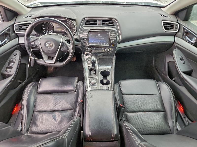 Фото 8 - NISSAN MAXIMA