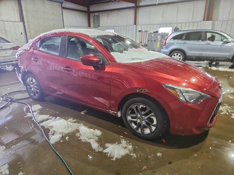 Фото 4 - TOYOTA YARIS