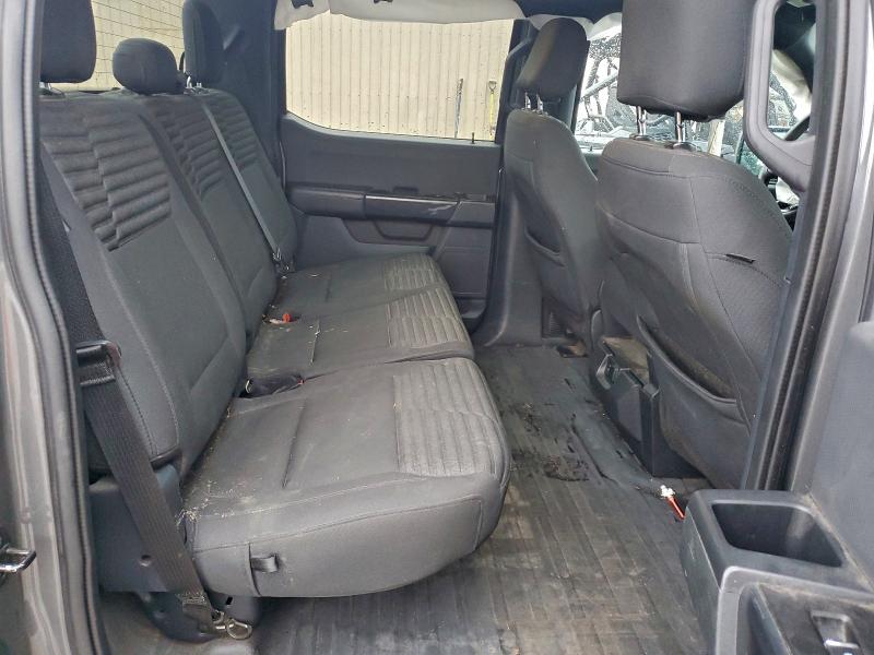 Фото 10 - FORD F-150