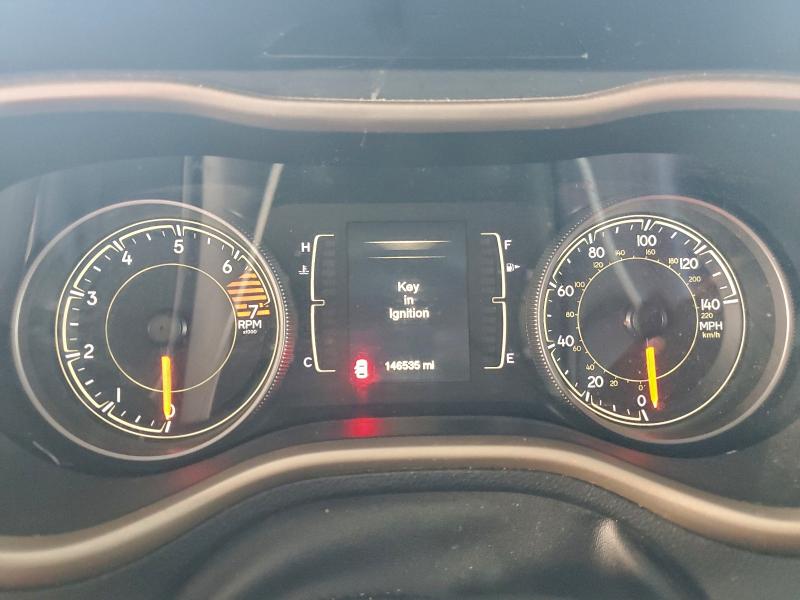 Фото 9 - JEEP GRAND CHER