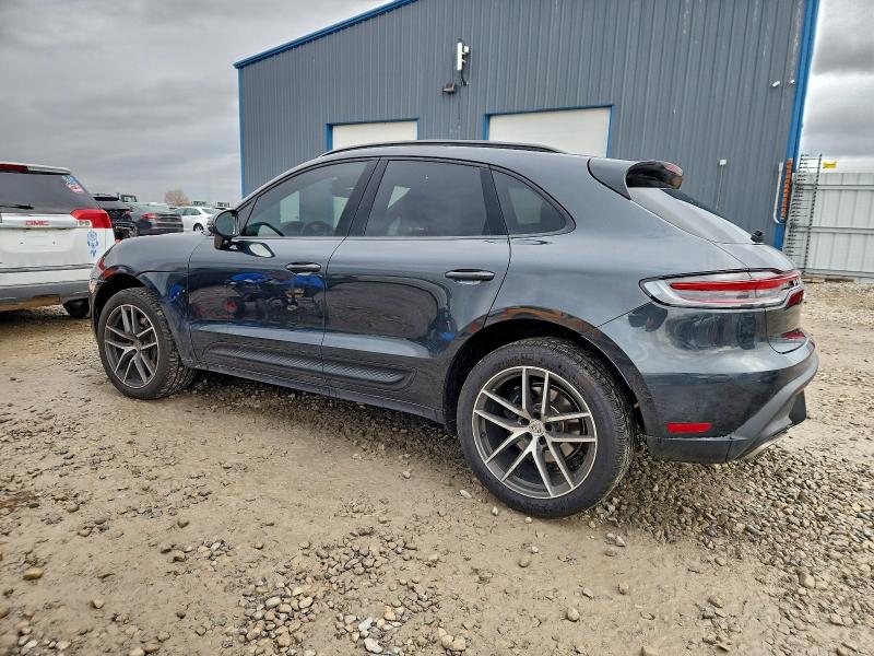 Фото 2 - PORSCHE MACAN BASE