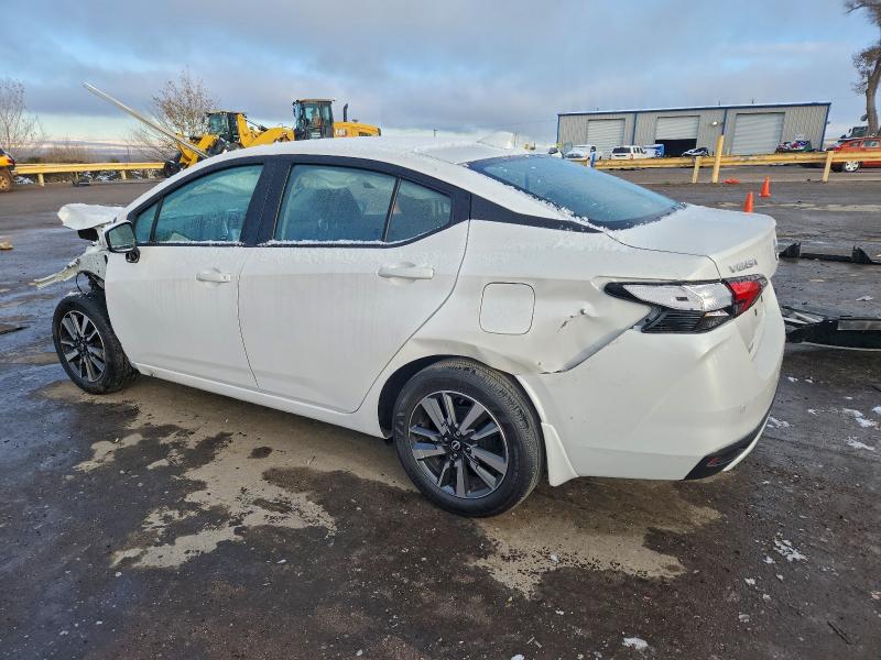 Фото 2 - NISSAN VERSA