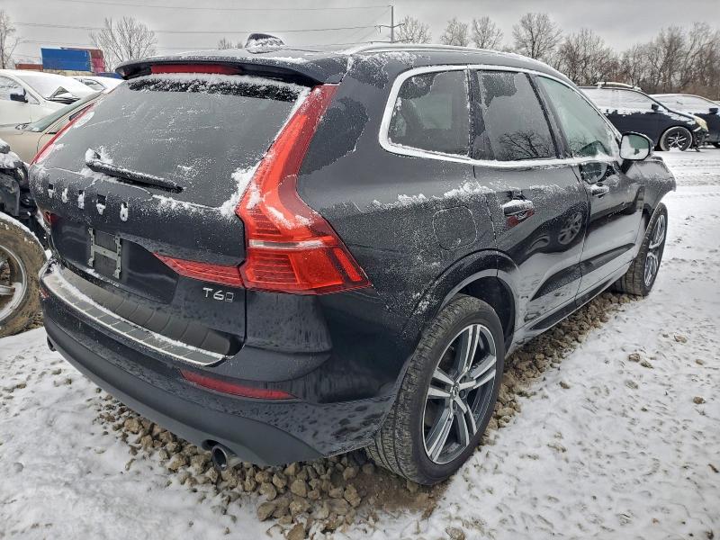Фото 3 - VOLVO XC60