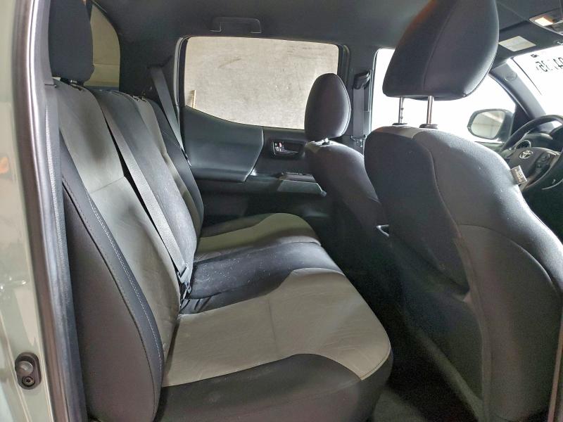 Фото 10 - TOYOTA TACOMA