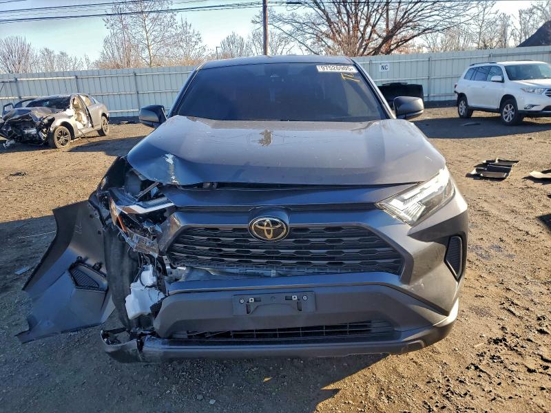 Фото 5 - TOYOTA RAV4