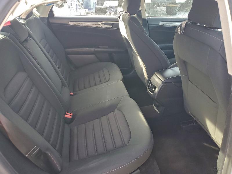 Фото 10 - FORD FUSION