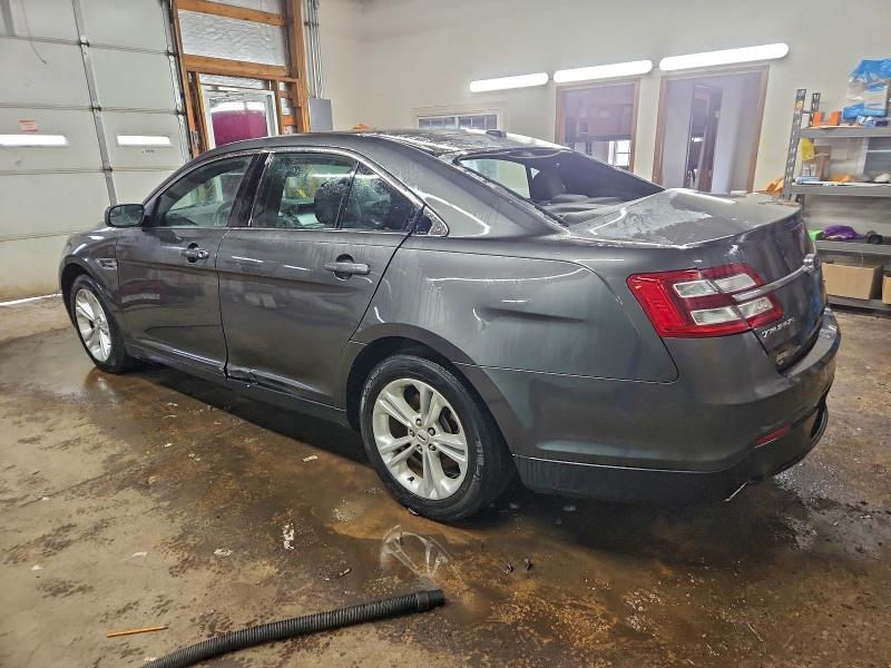 FORD TAURUS 2018 VIN 1FAHP2E85JG133263