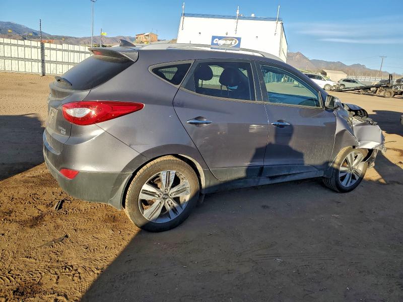 Фото 3 - HYUNDAI TUCSON