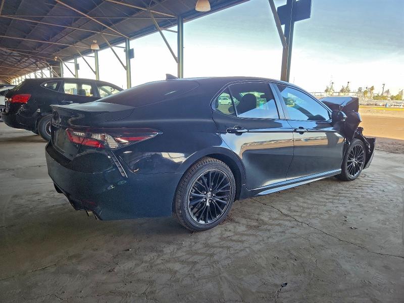 Фото 3 - TOYOTA CAMRY