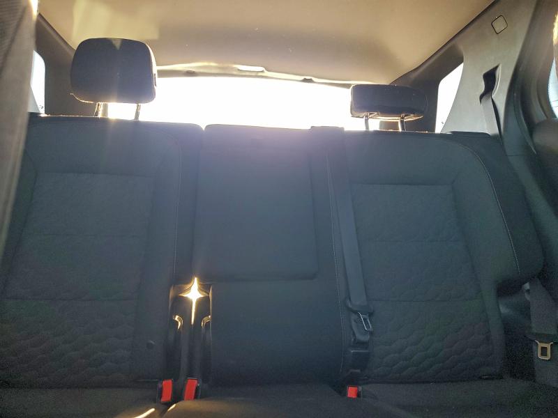 Фото 10 - CHEVROLET EQUINOX