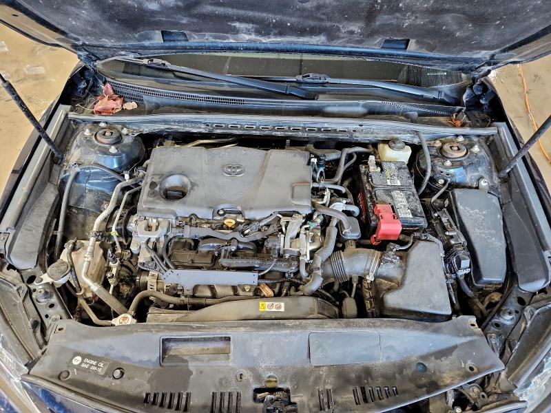 Фото 11 - TOYOTA CAMRY