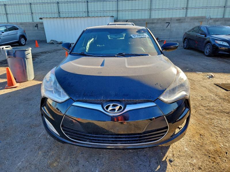 Фото 5 - HYUNDAI VELOSTER