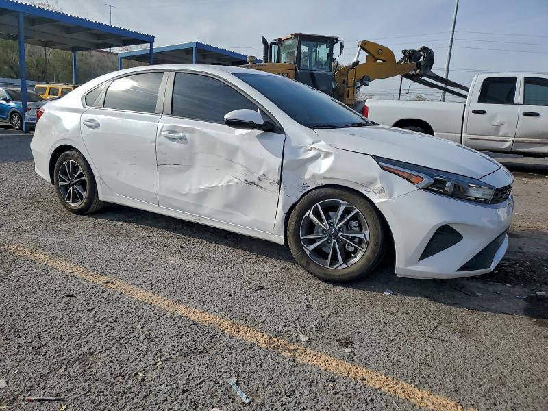 Фото 4 - KIA FORTE