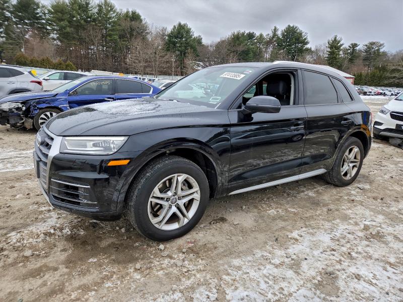 Фото 1 - AUDI Q5