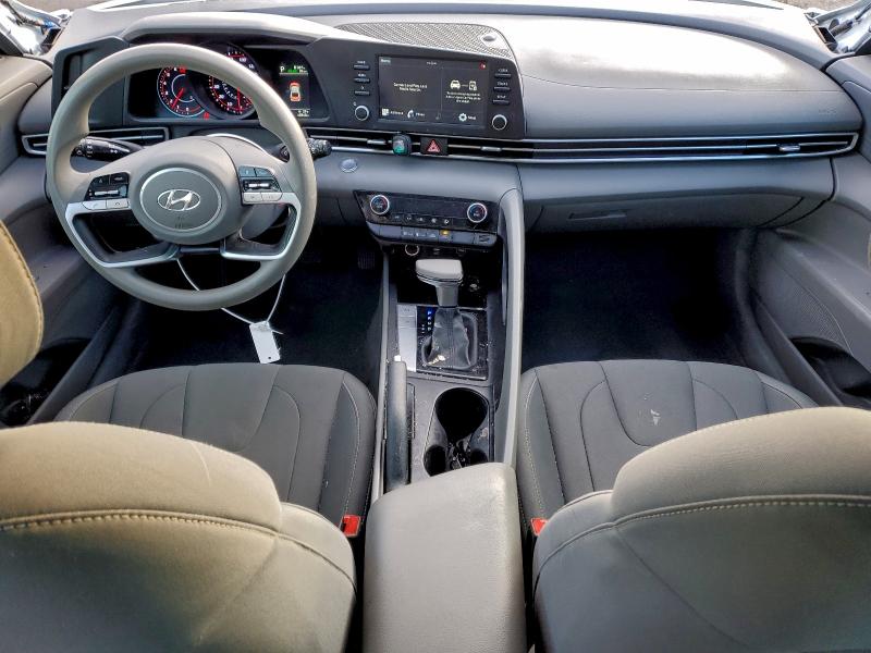 Фото 8 - HYUNDAI ELANTRA