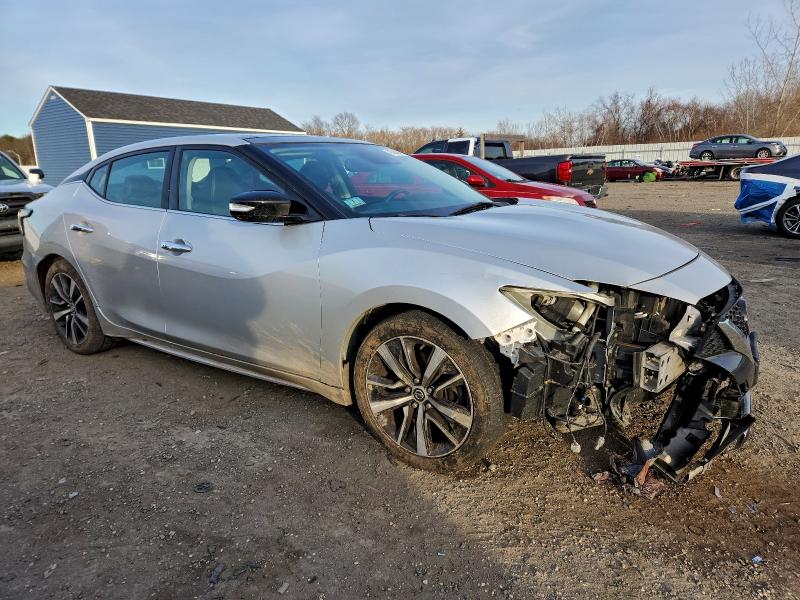 Фото 4 - NISSAN MAXIMA