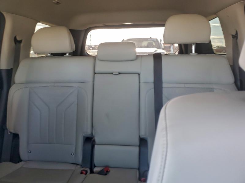 Фото 10 - HYUNDAI SANTA FE