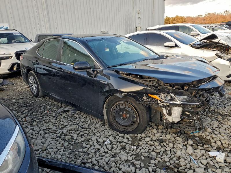 Фото 4 - TOYOTA CAMRY