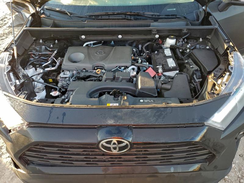 Фото 12 - TOYOTA RAV4