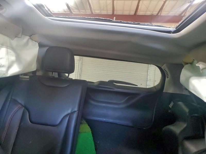 Фото 10 - JEEP COMPASS