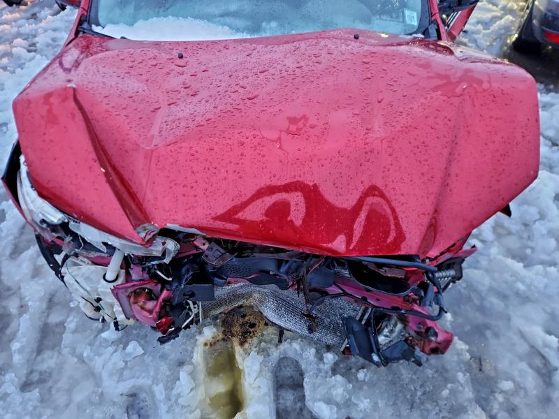 Фото 12 - MITSUBISHI OUTLANDER