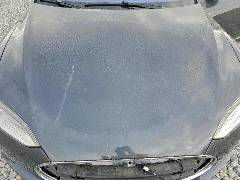 Фото 11 - TESLA MODEL S