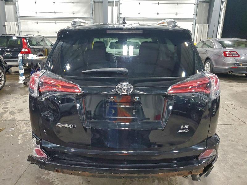 Фото 6 - TOYOTA RAV4