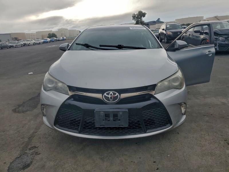 Фото 5 - TOYOTA CAMRY