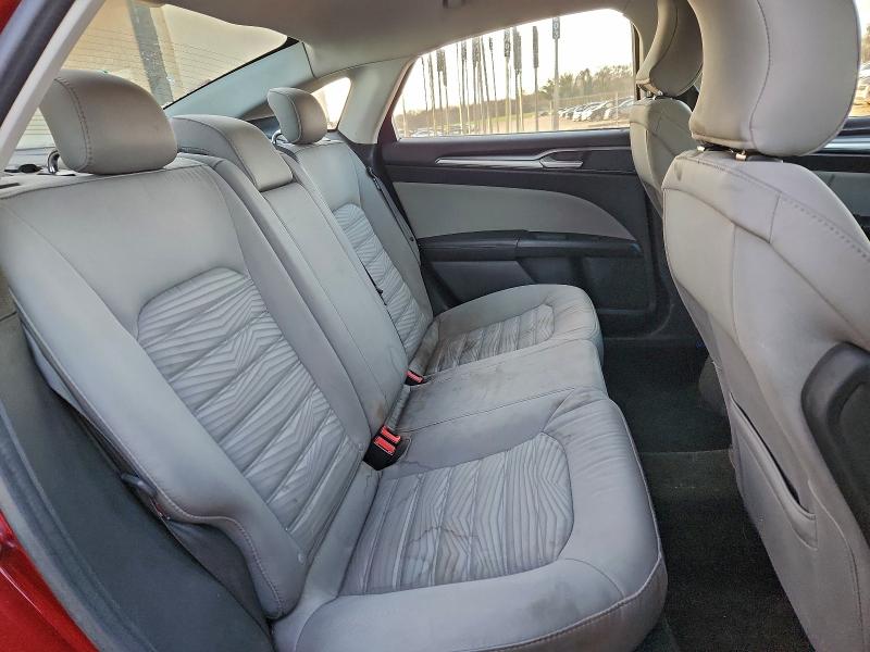 Фото 10 - FORD FUSION