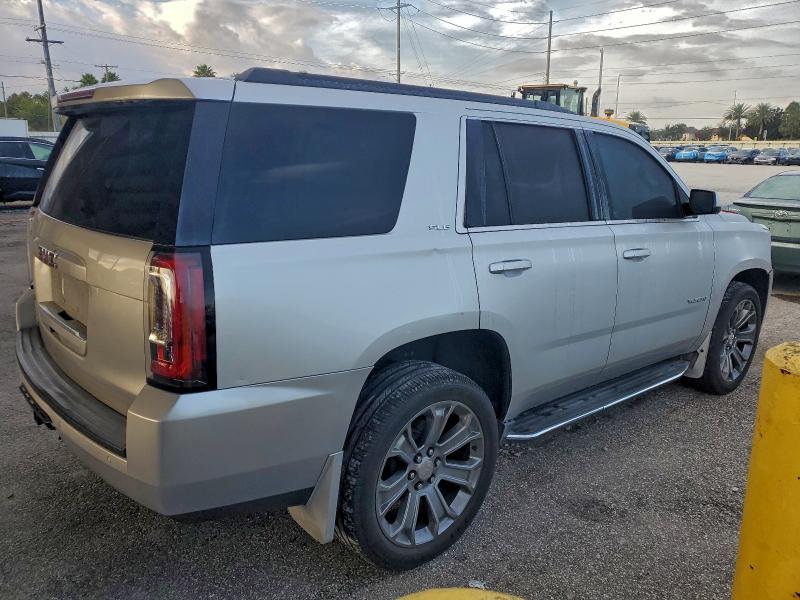 Фото 3 - GMC YUKON