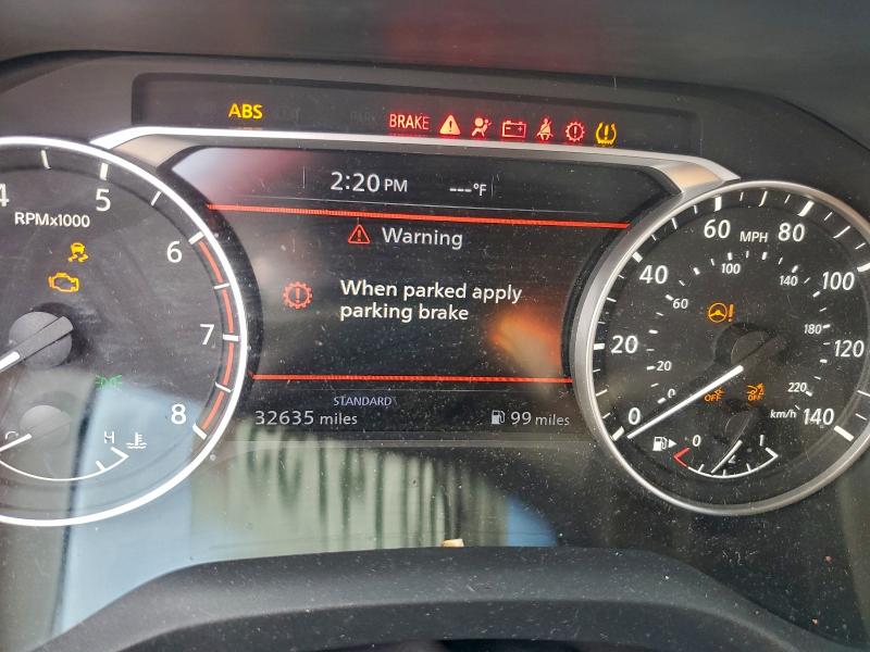 Фото 9 - NISSAN ROGUE