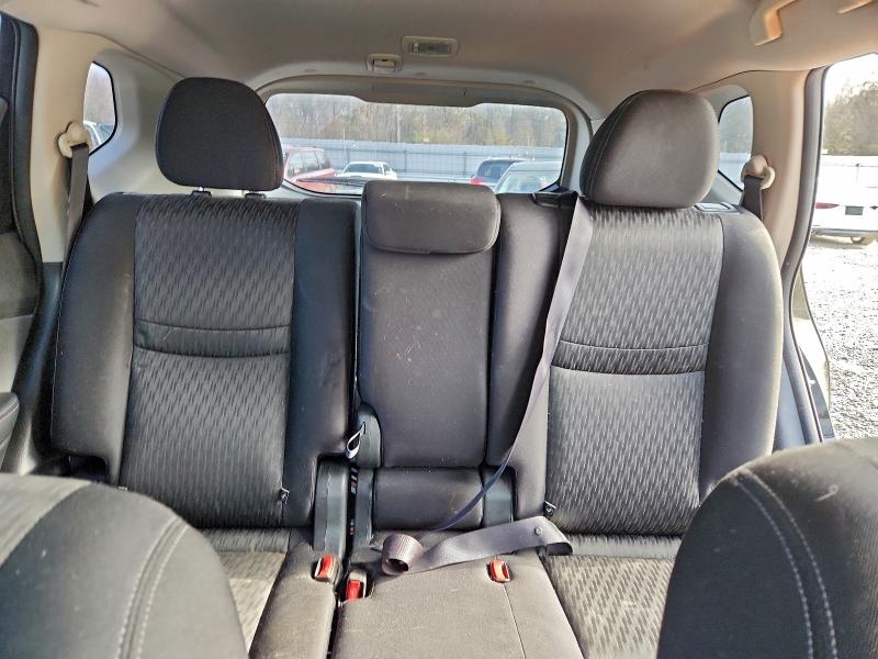 Фото 10 - NISSAN ROGUE