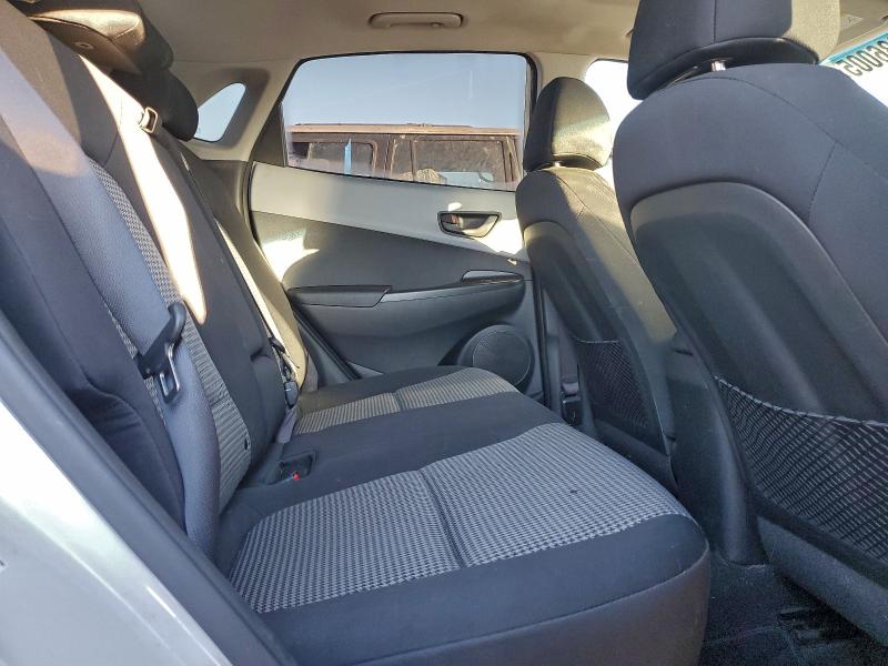 Фото 11 - HYUNDAI KONA