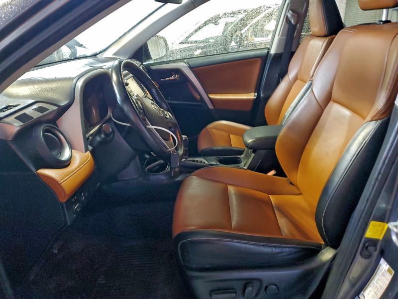 Фото 7 - TOYOTA RAV4