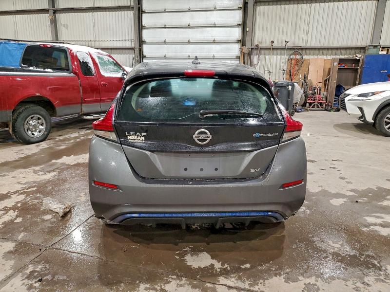 Фото 6 - NISSAN LEAF
