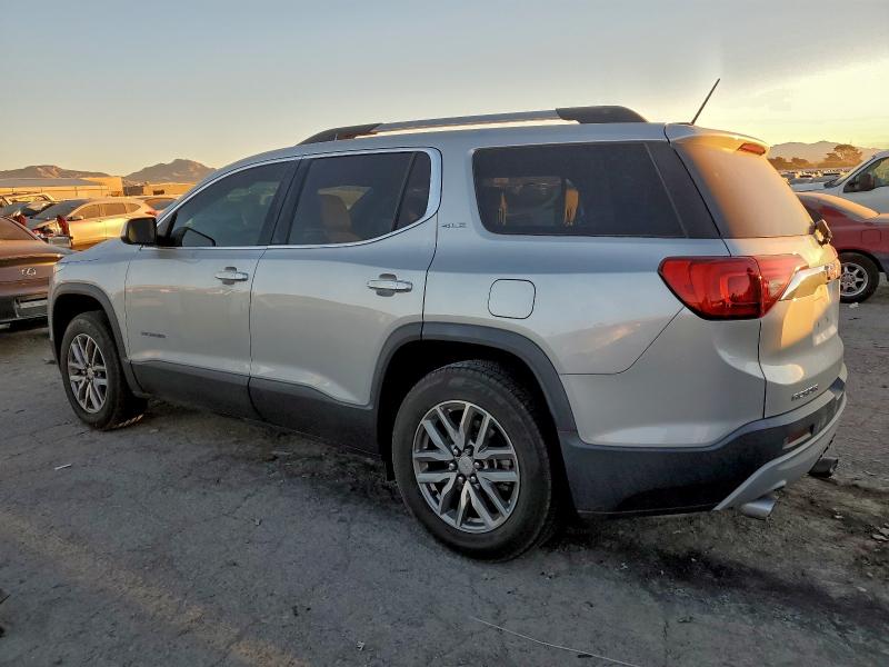 Фото 2 - GMC ACADIA