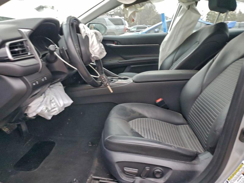 Фото 7 - TOYOTA CAMRY