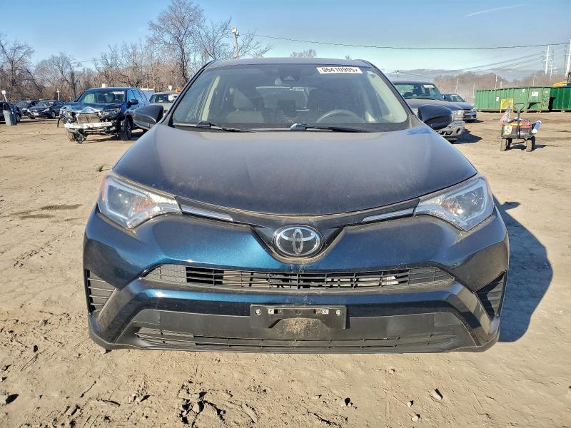 Фото 5 - TOYOTA RAV4