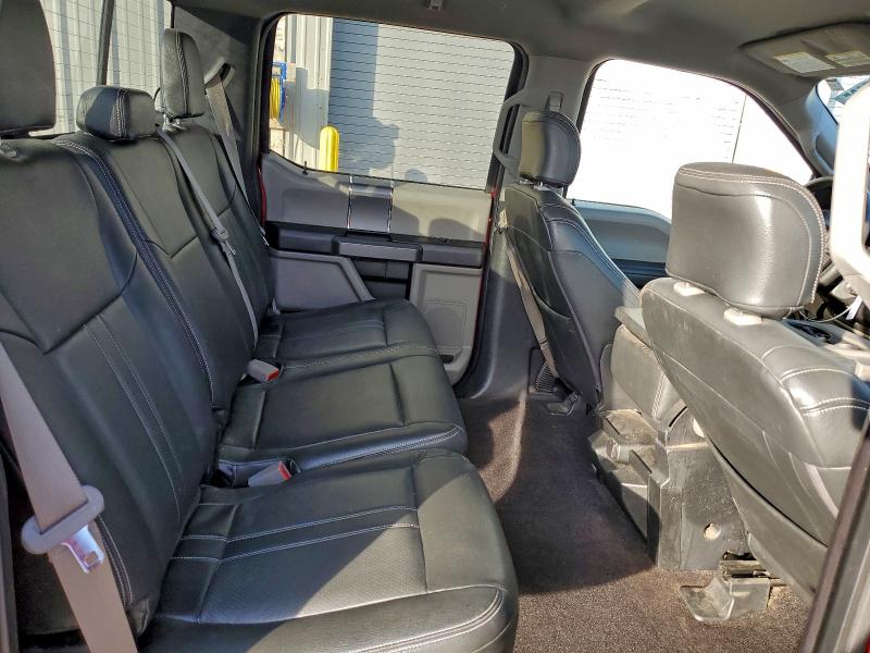 Фото 10 - FORD F-150