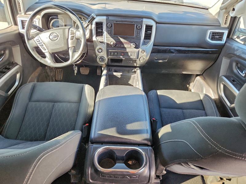 Фото 8 - NISSAN TITAN